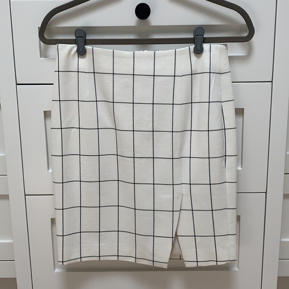 NWT Banana Republic Windowpane Skirt Size 2P - Picture 2 of 3